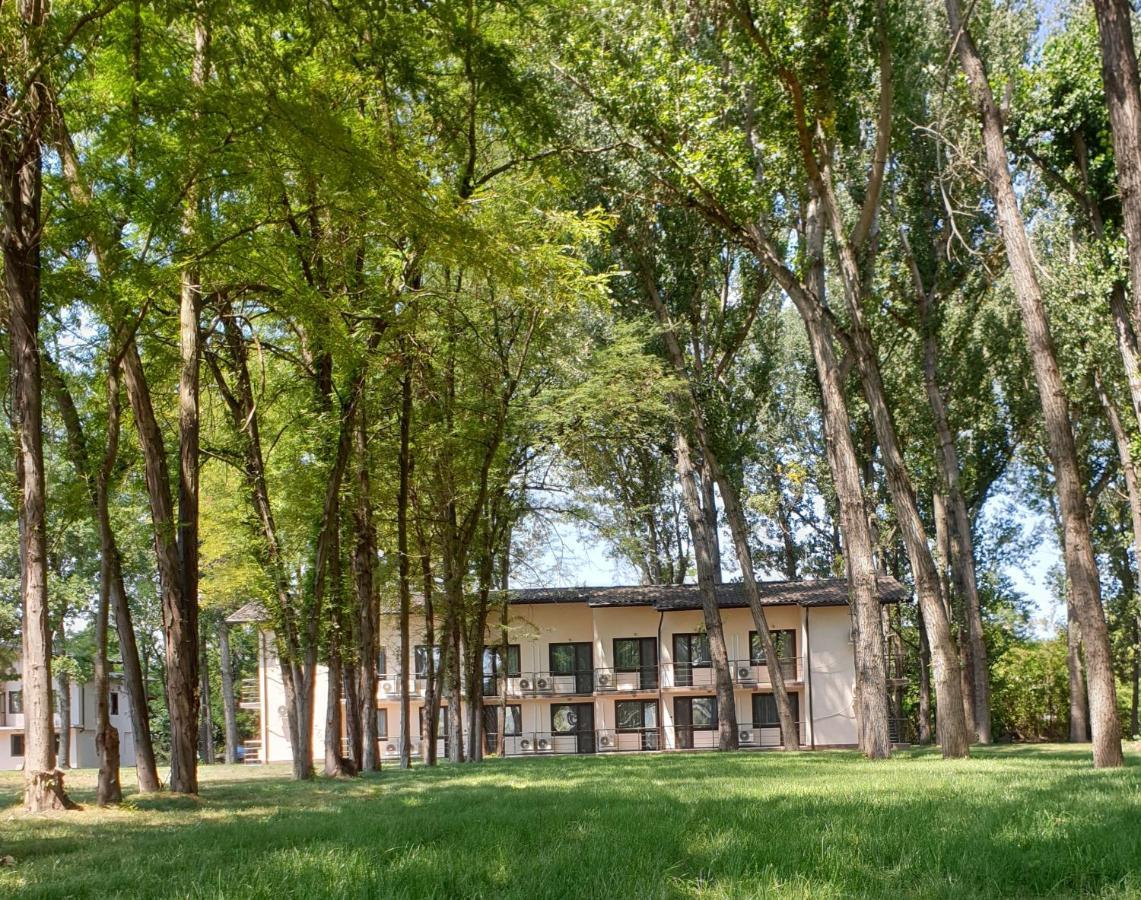 Paradise Park Polski Trŭmbesh Dış mekan fotoğraf
