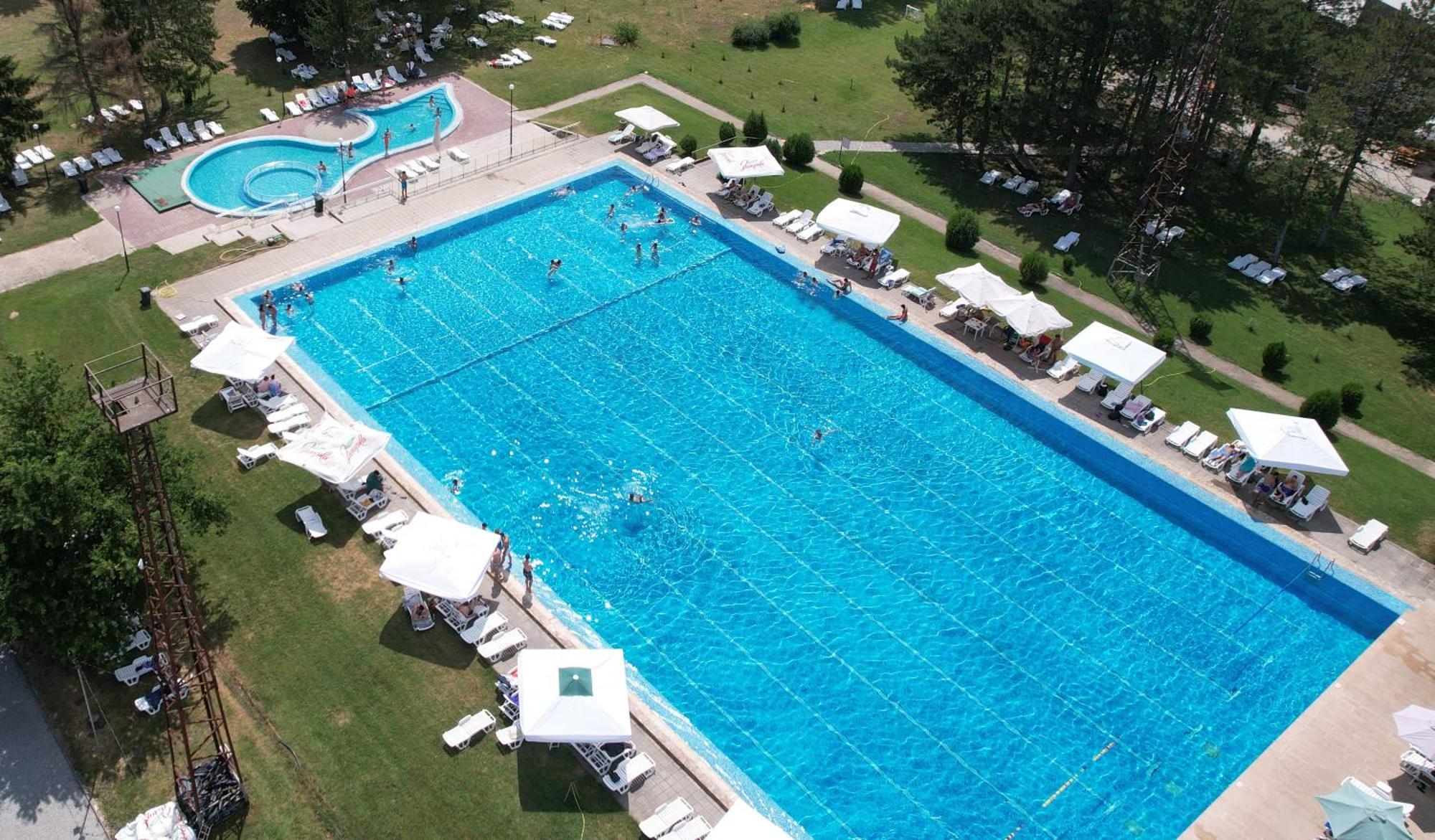 Paradise Park Polski Trŭmbesh Dış mekan fotoğraf